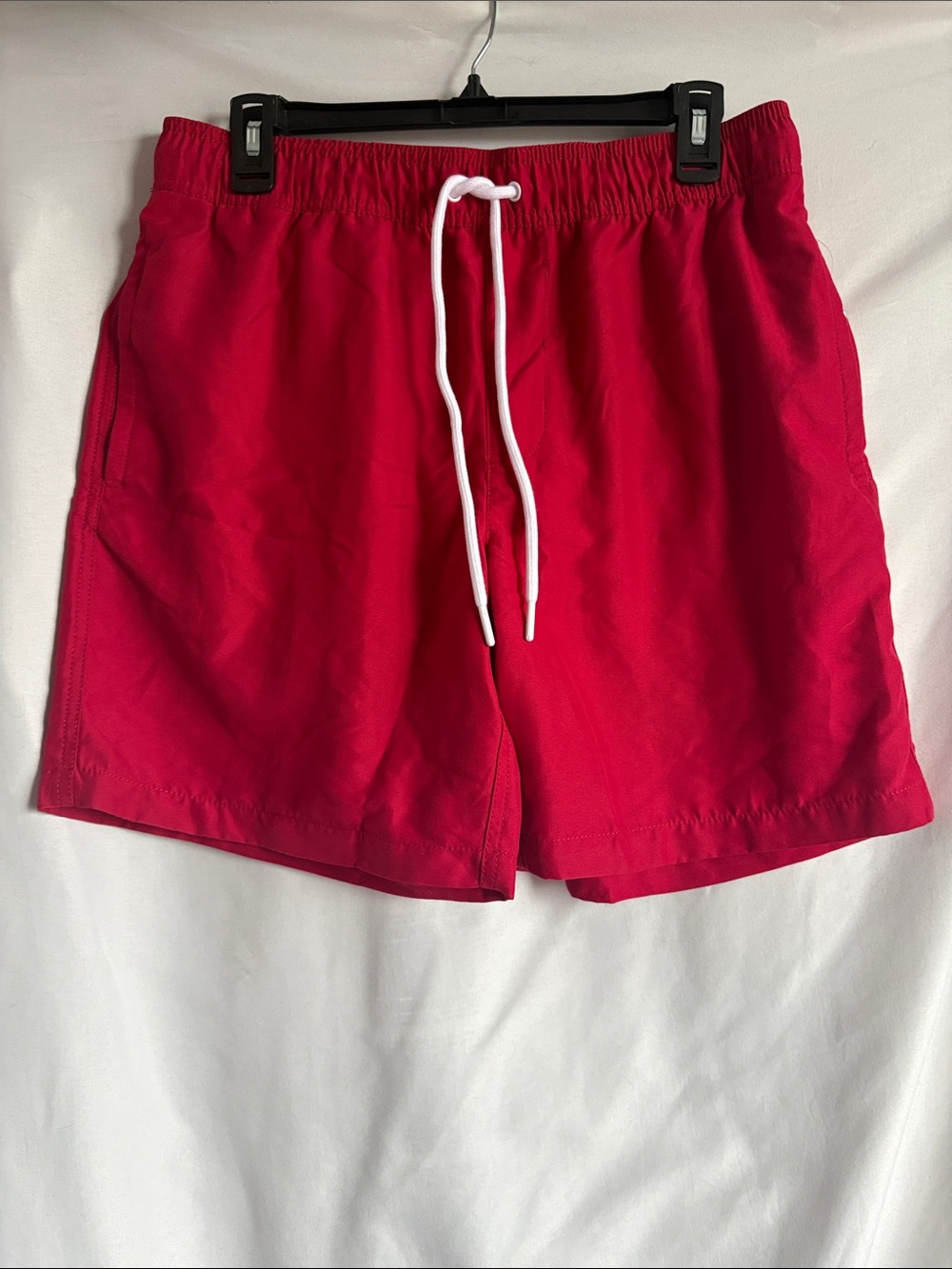 Amazon Essentials Women's Red Athletic Shorts with White Drawstring MM109